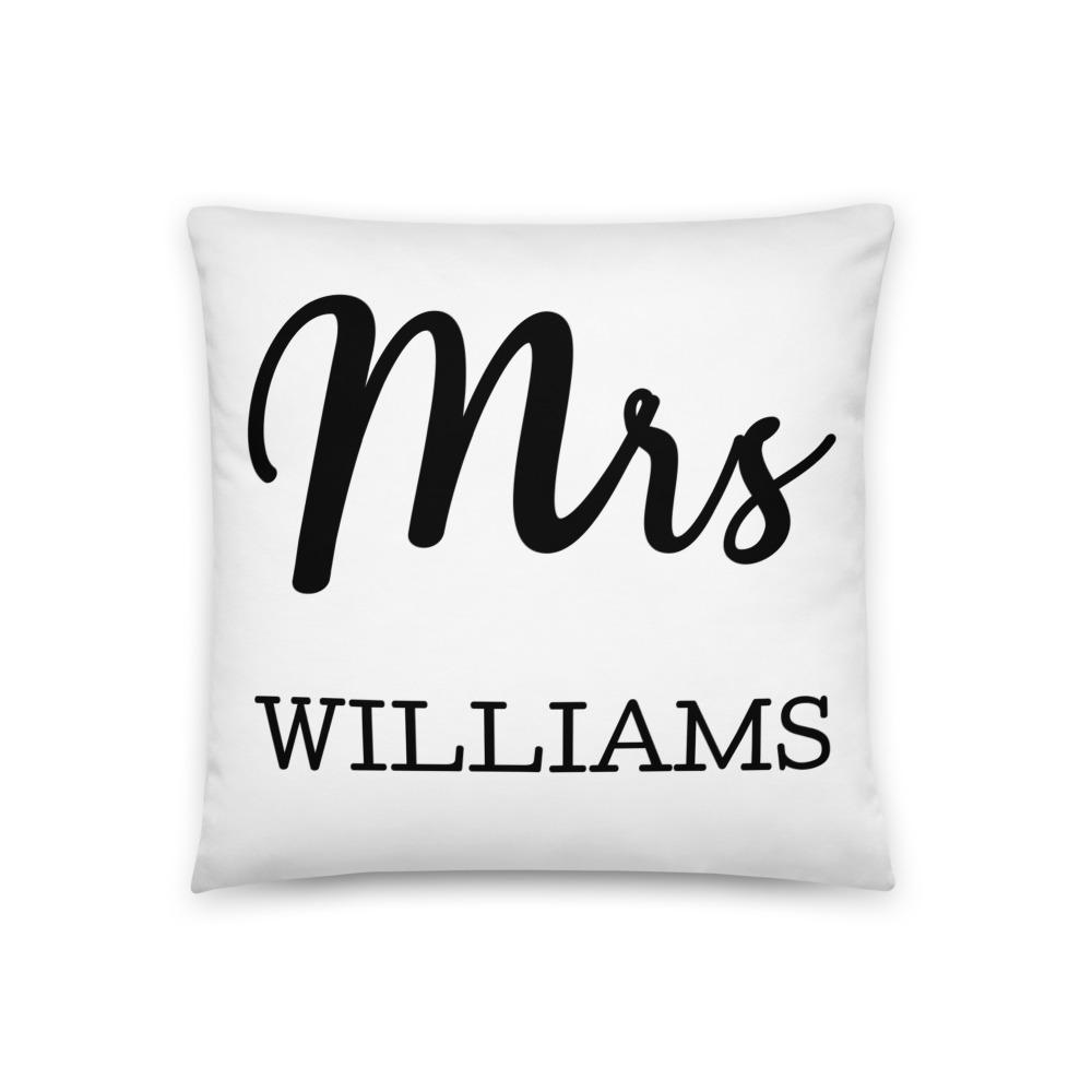 Mr and Mrs Pillows With Insert Wedding Anniversary Engagement Gift Personalized Bedroom Bridal Shower Gift Personalized Pillow With Insert Family Name