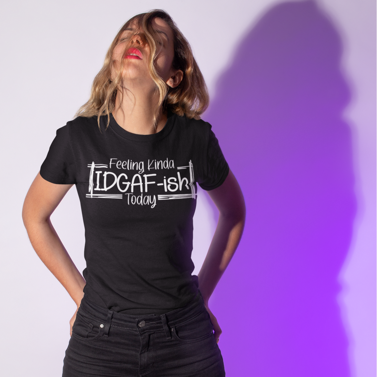 Feeling IDGAF-ish Today Camisetas divertidas, camiseta con cita divertida, camisetas con refranes Camiseta divertida Camisetas divertidas Camiseta sarcástica Camiseta clásica Unisex divertida